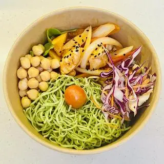 Hình ảnh Mì trộn gà xé sốt satế dầu Oliu