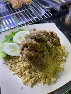 Hình ảnh Cơm Da Gà Chiên Giòn 