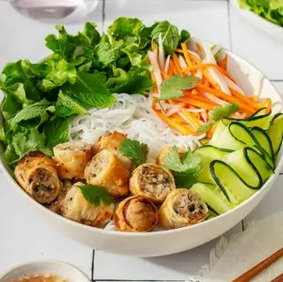 Hình ảnh Bún Chả Giò 