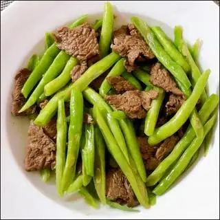 Hình ảnh Cơm Bò Xào Đậu Que / Stir Fried Beef with Green Beans & Rice