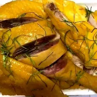 Hình ảnh Gà ủ muối 1/2 con - Ăn mát