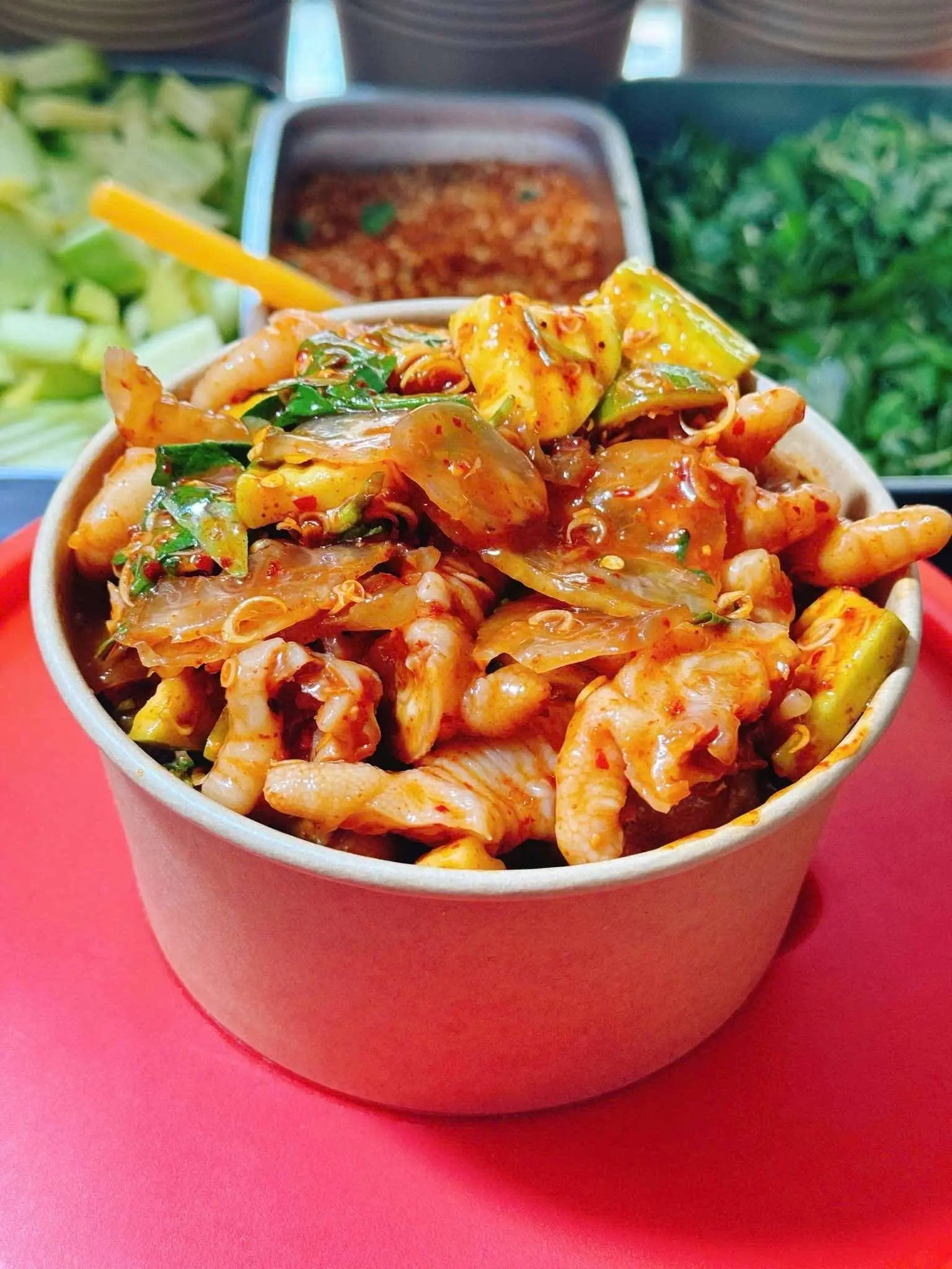 Hình ảnh Rút xương mix tai heo không xoài 