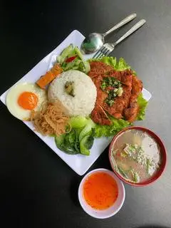 Hình ảnh Sườn Bì Chả Luxury