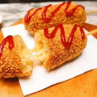 Hình ảnh hot dog xúc xích phô mai