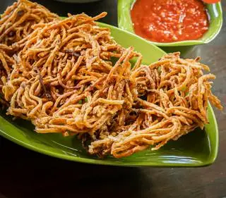 Hình ảnh bánh khoai chiên ăn thêm 