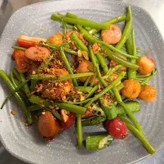 Hình ảnh Cá viên mắm tỏi - fish balls with garlic fish sauce