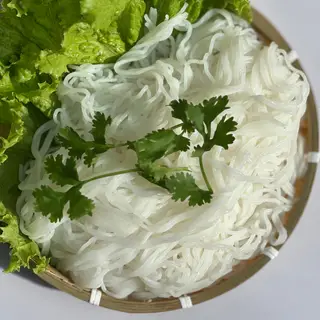 Hình ảnh Bún thêm - sợi tươi trắng