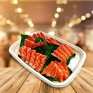 Hình ảnh Sashimi cá hồi 20pcs - salad thanh cua
