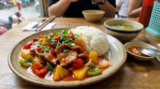 Hình ảnh CƠM THỊT NẠC RĂM SỐT CHUA NGỌT