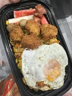 Hình ảnh Mì trộn Indomie Gà viên