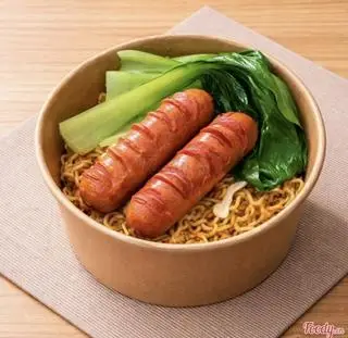 Hình ảnh Mì trộn xúc xích