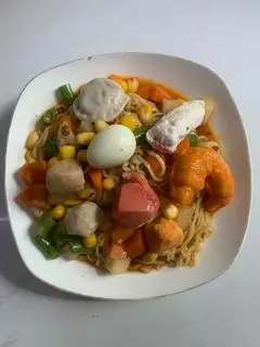 Hình ảnh Mì trộn thập cẩm nhiều mì
