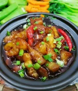 Hình ảnh cơm đậu bắp rau củ luộc thịt kho