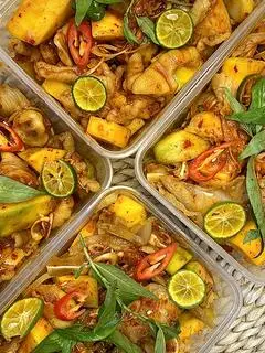 Hình ảnh Tai heo sốt Thái M