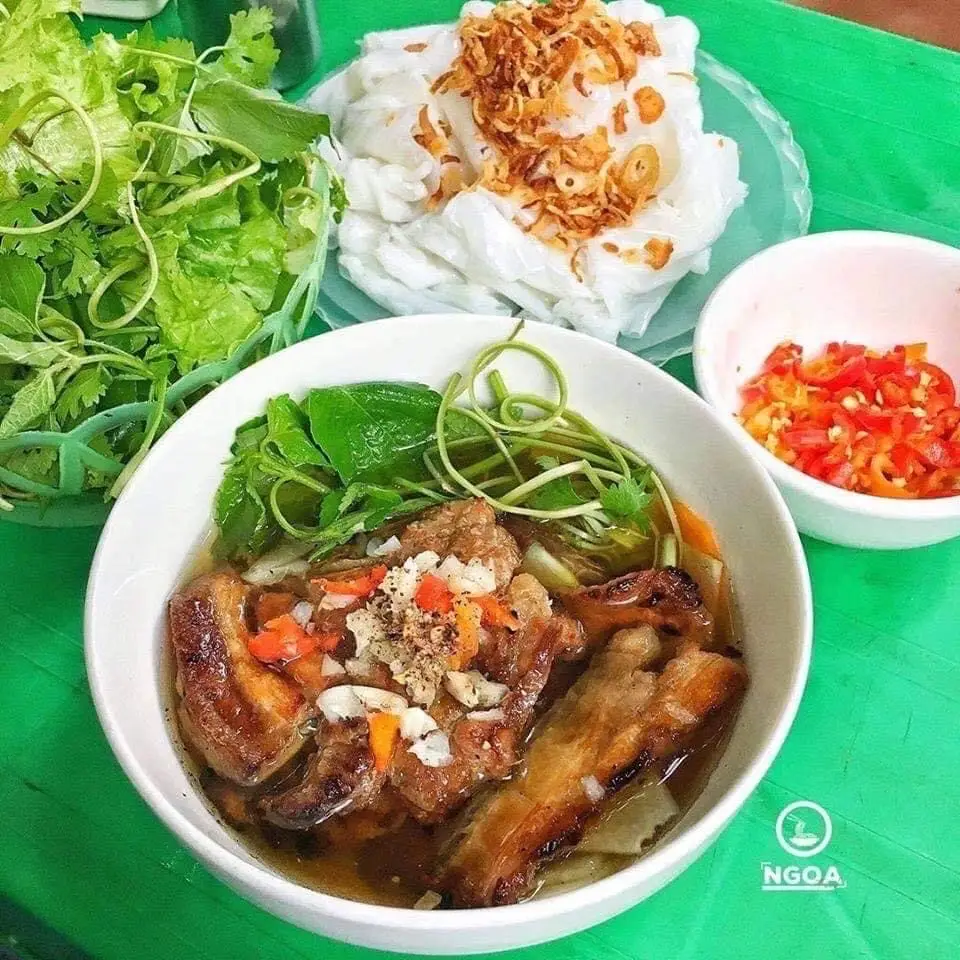 Hình ảnh bánh cuốn chay+chả nướng