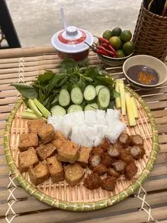 Hình ảnh Bún Đậu Nem chua rán