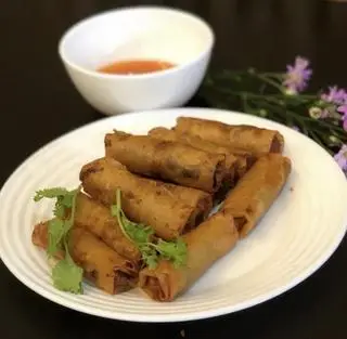 Hình ảnh Chả giò ốc bươu