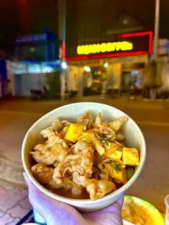 Hình ảnh Chân gà sốt Thái