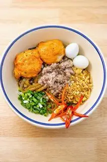 Hình ảnh Bánh Canh Trộn Chả Cua