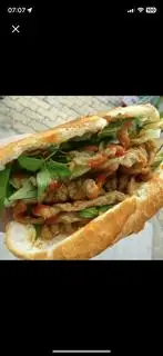 Hình ảnh Bánh Mì Chả Cá Nóng