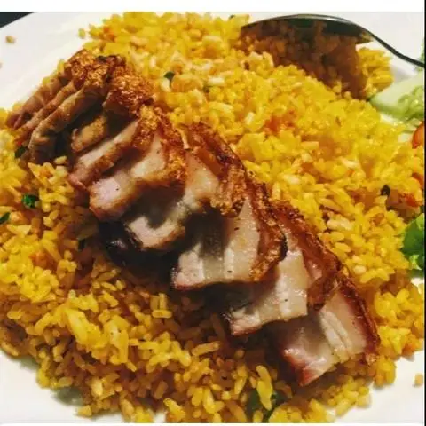 Hình ảnh cơm chiên ba rọi+ cơm thêm 