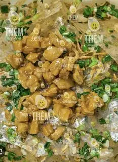 Hình ảnh bánh tráng dẻo mỡ hành tốp mỡ