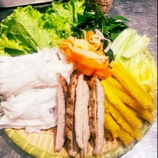 Hình ảnh Combo nem nướng Nha Trang size vừa kèm (trà chanh, trà quất)