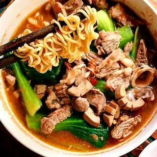 Hình ảnh Mỳ chua cay cật