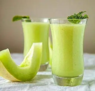 Hình ảnh SINH TỐ BƠ DƯA GANG