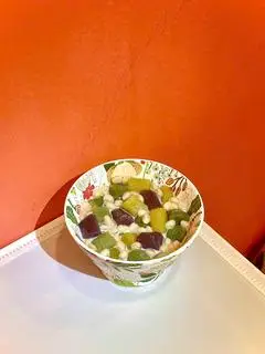 Hình ảnh Chè khoai dẻo Matcha hạt kiều mạch