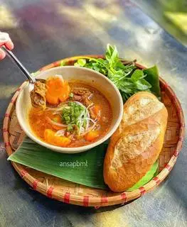 Hình ảnh Combo 1 bánh mì bò kho - 1 cái bánh mì - 60gr thịt - cà rốt