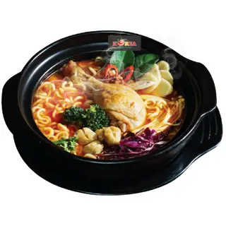 Hình ảnh Mỳ lấu Thái gà