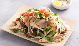Hình ảnh Dĩa gỏi gà 1 người 
