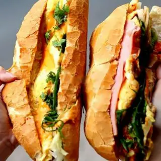 Hình ảnh Bánh mỳ pate - trứng