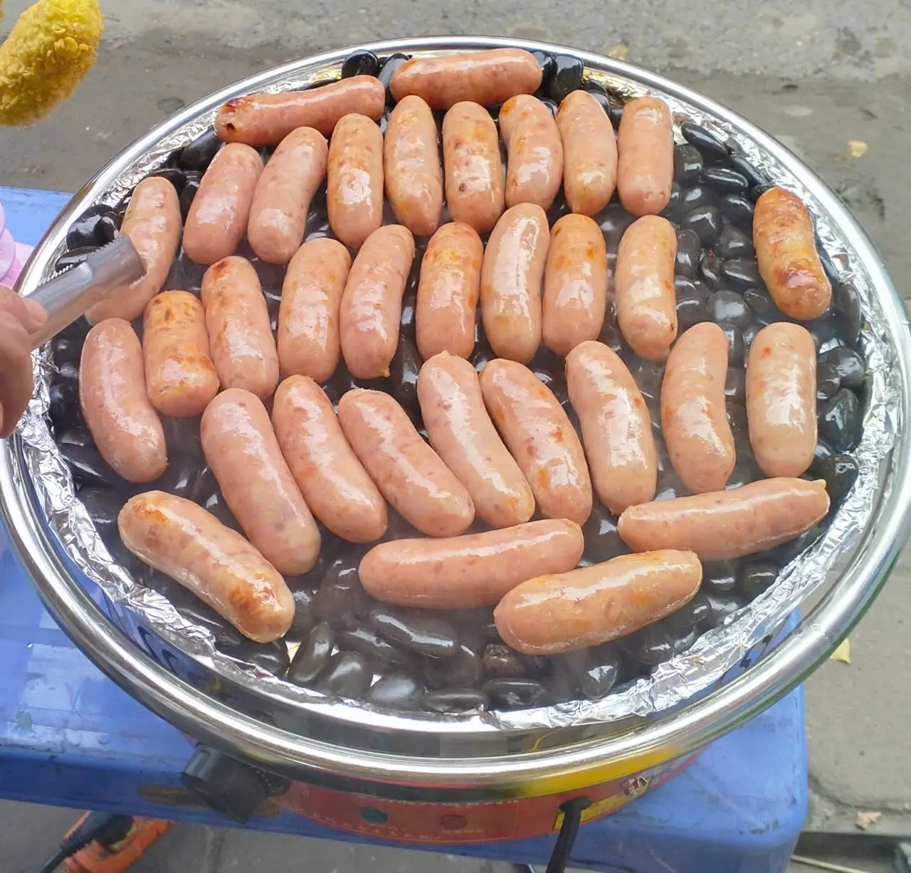 Hình ảnh Lạp Xưởng Nướng Đá Hà Khẩu 