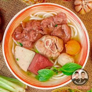 Hình ảnh Bún bò Huế bát đặc biệt