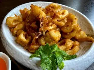 Hình ảnh Mực ống chiên mắm