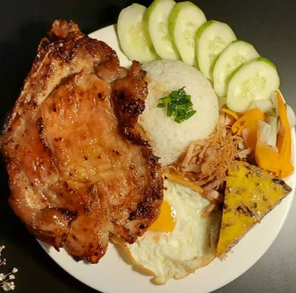 Hình ảnh Cơm sườn, trứng