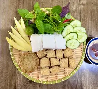 Hình ảnh Bún đậu chả cốm