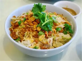 Hình ảnh Miến gà xé