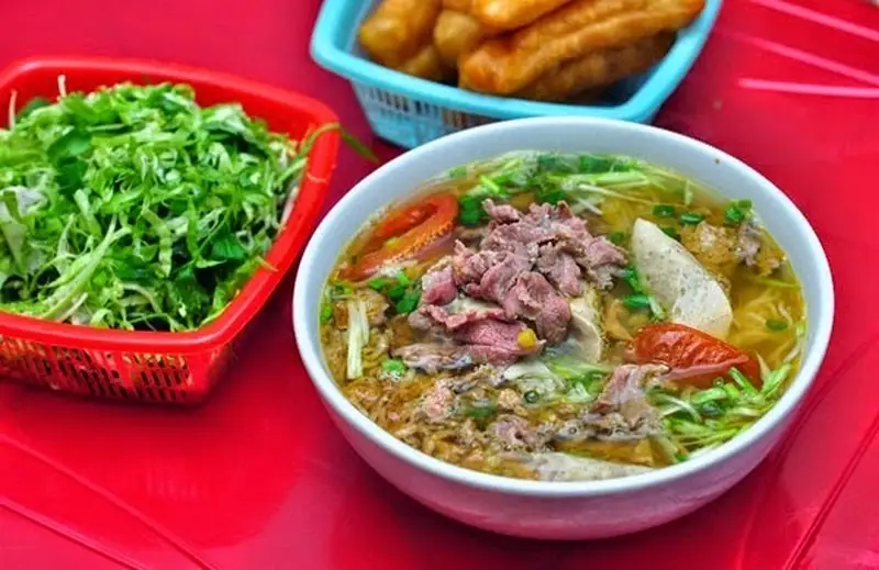 Hình ảnh Bún riêu cua mọc bò