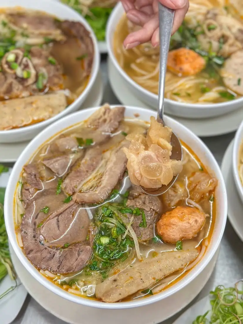 Hình ảnh Bún Bò Đặc Biệt 