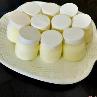Hình ảnh Sữa chua 1 hủ