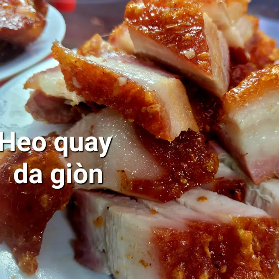 Hình ảnh Cơm heo quay 