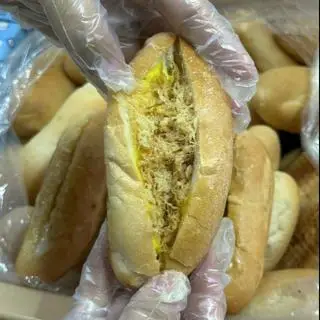 Hình ảnh Bánh mì bơ chà bông