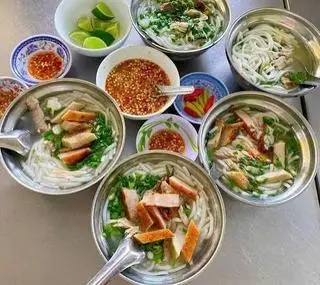 Hình ảnh 1 tô bánh canh chả cá Phan Rang