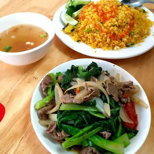 Hình ảnh Cơm Rang Cải Bò