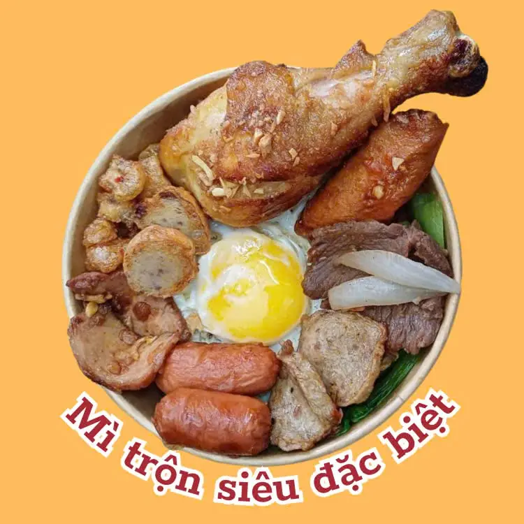 Hình ảnh Mì trộn siêu đặc biệt full topping