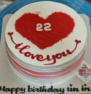 Hình ảnh bánh kem trái tim + iloveyou