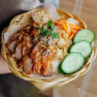 Hình ảnh Xôi thịt xá xíu đặc biệt